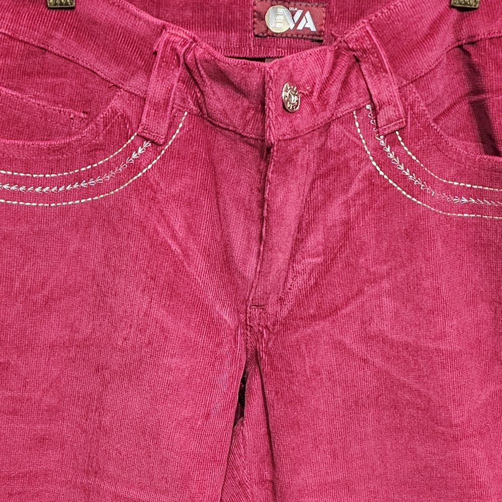 Beautiful corduroy Jeans In Burgundy Color - Picture 6 of 6